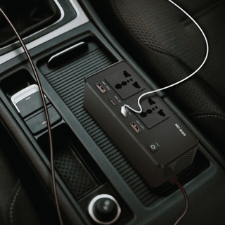 مبدل برق خودرو GC-200 گرین لاین (Green Lion GC-200 Car Inverter)